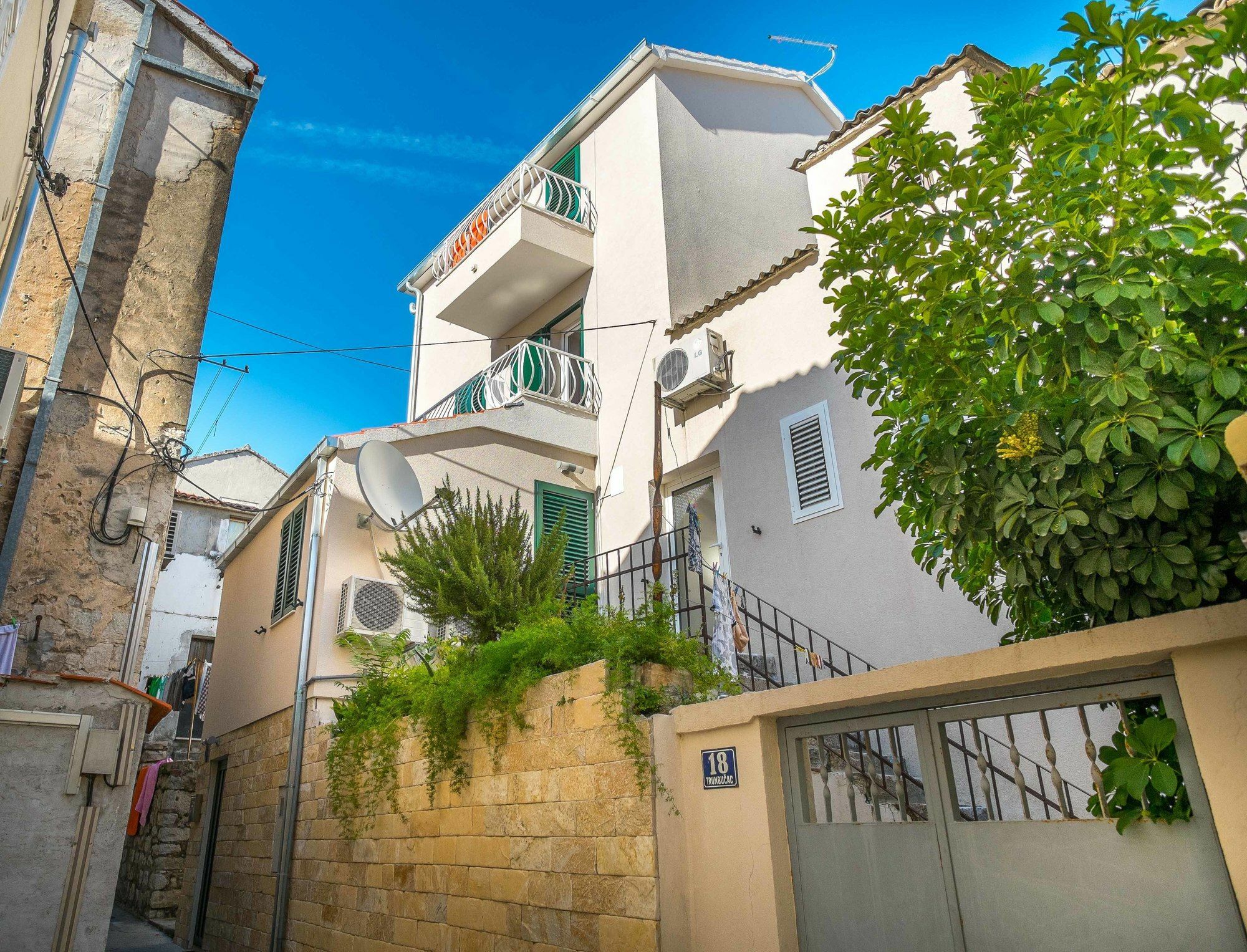 Split Allure Apartments Екстериор снимка